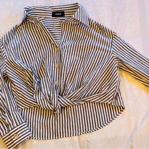 Cider Gray and White Striped Cropped Knot Blouse